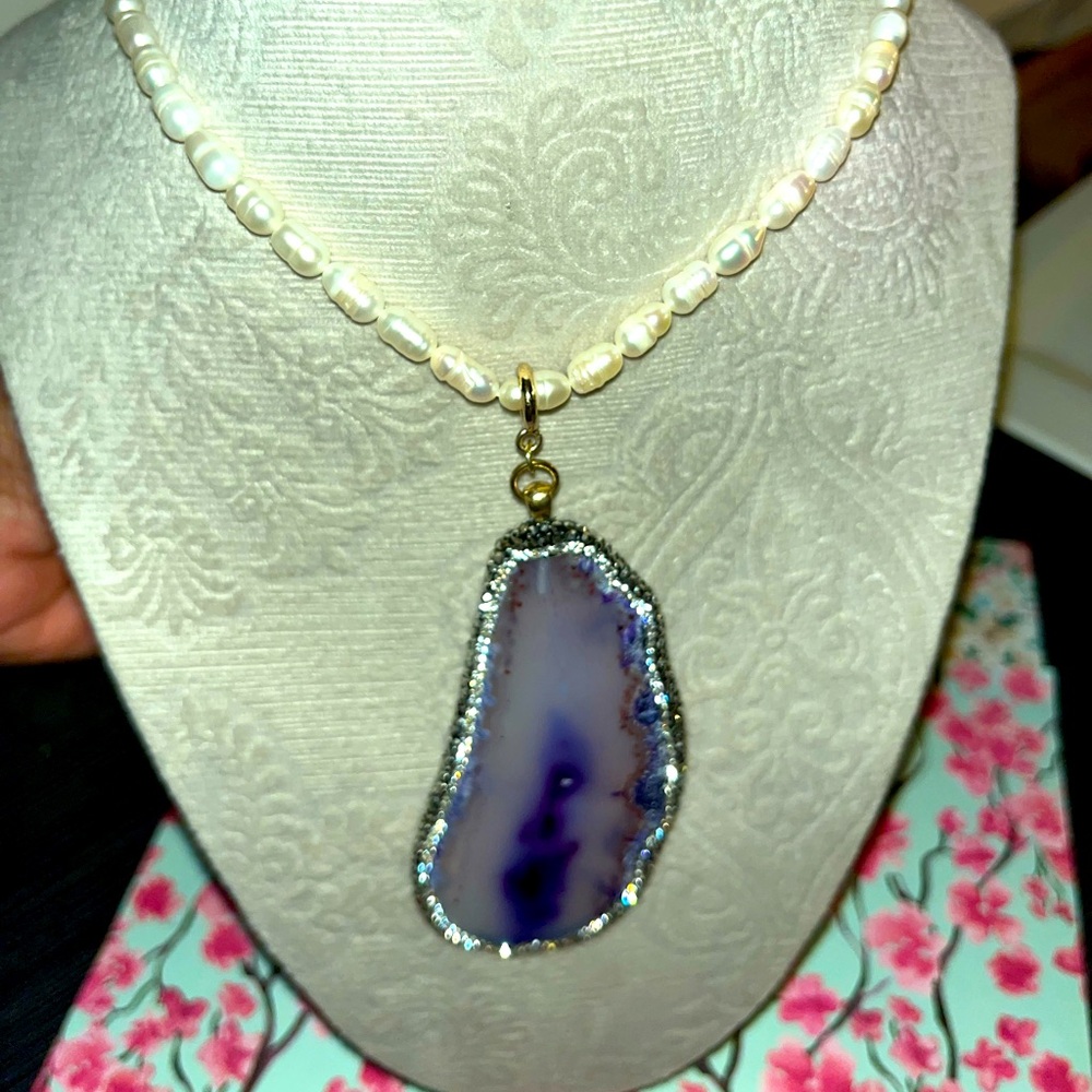 M.Haskell ~ Agate Stunning Pendant Attacher